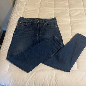 3/$10    GAP High-Rise Universal Legging